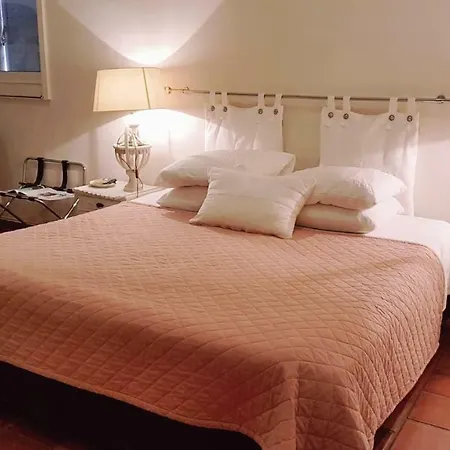 Clos Des Vignes Pampelonne Vineyard Bed & Breakfast